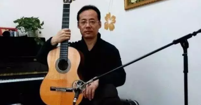 木吉他开声方法