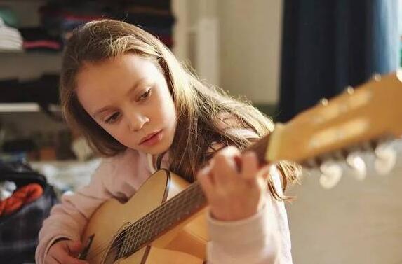 孩子学吉他学不会什么原因？总是半途而废