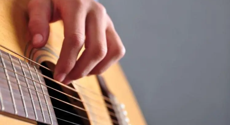 吉他手臂和手指怎么练？练习方法
